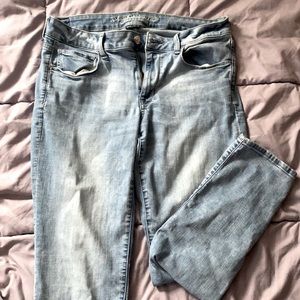 American Eagle skinny jeans